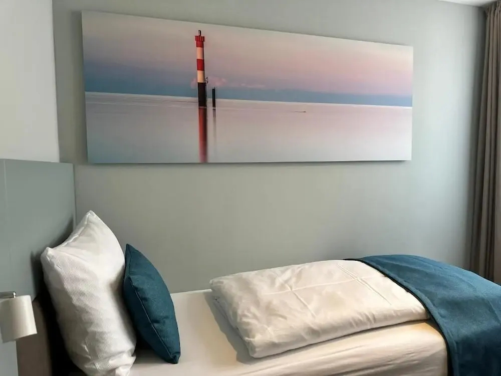 Hotel Schöne Aussicht, Stilvoll modern, direkt am Rüstersieler Hafen - Chambres