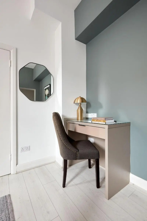 Sonder Mountjoy Square — 4