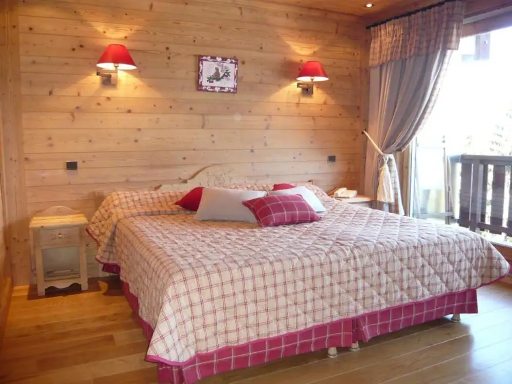 Standard Double room with balcony (full double bed)