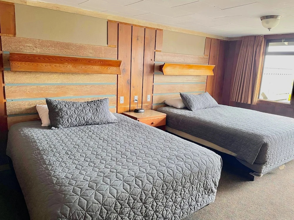 Economy Quadruple room
