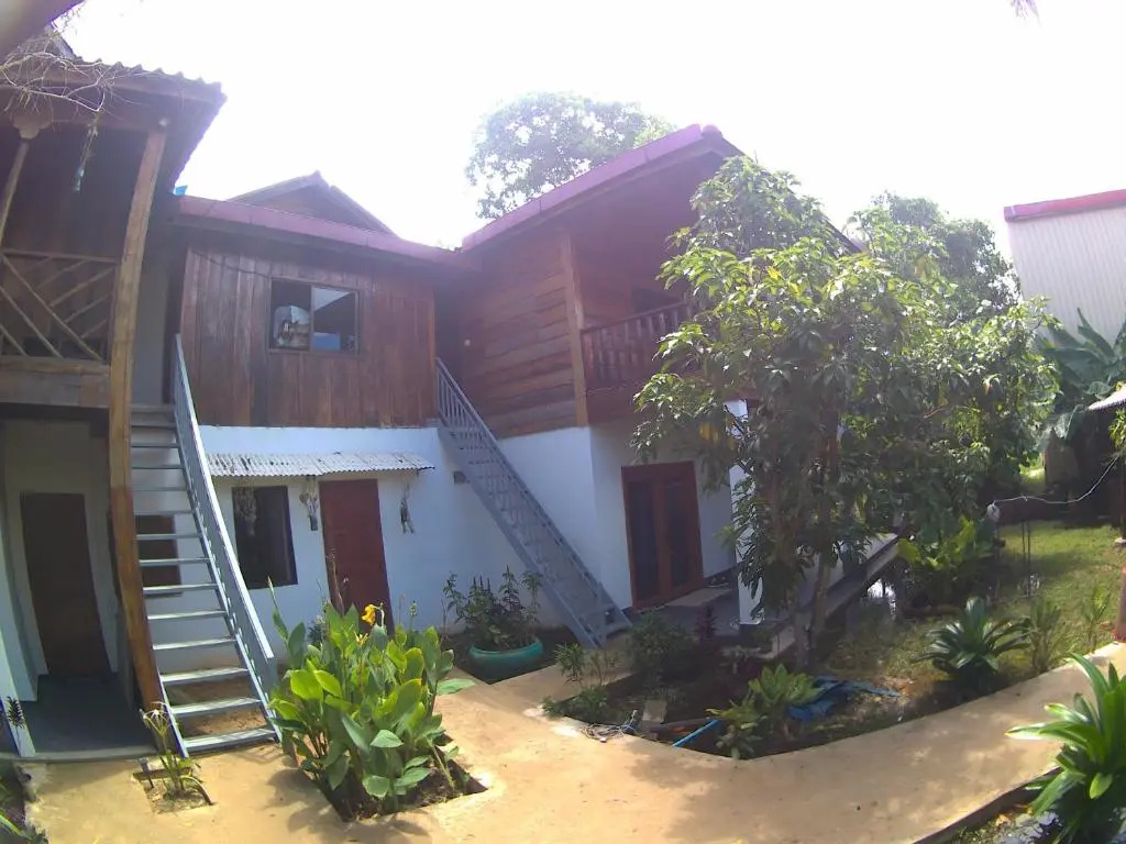 Standard Double room with balcony (full double bed)