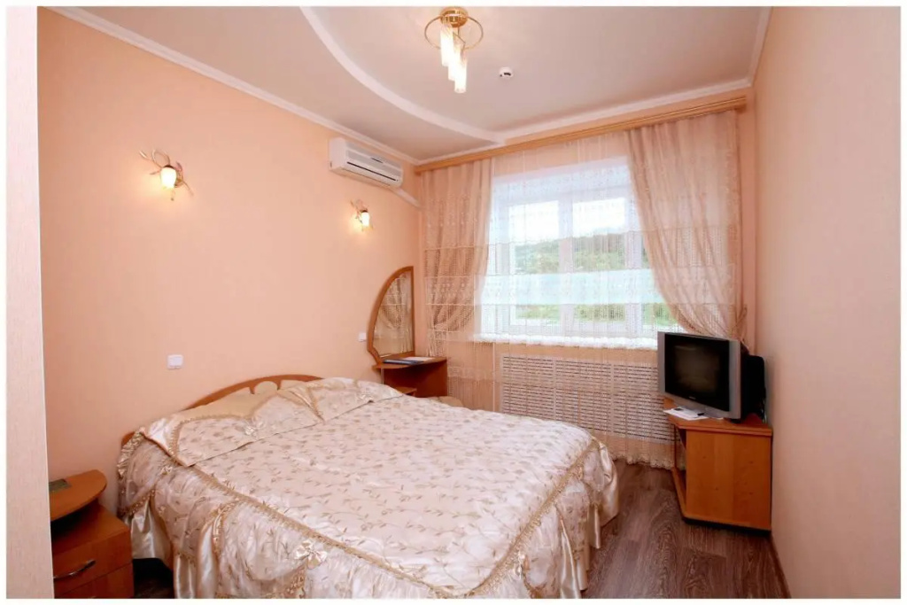 2 Bedrooms Double Junior Suite (full double bed)