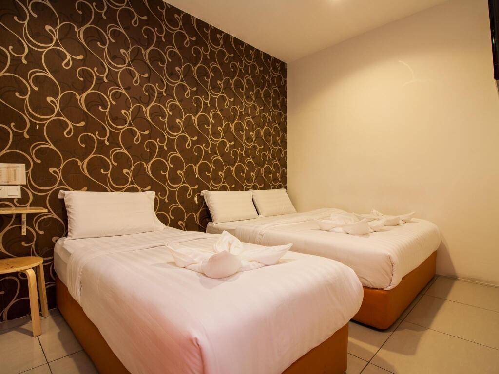1 Hotel Taman Connaught