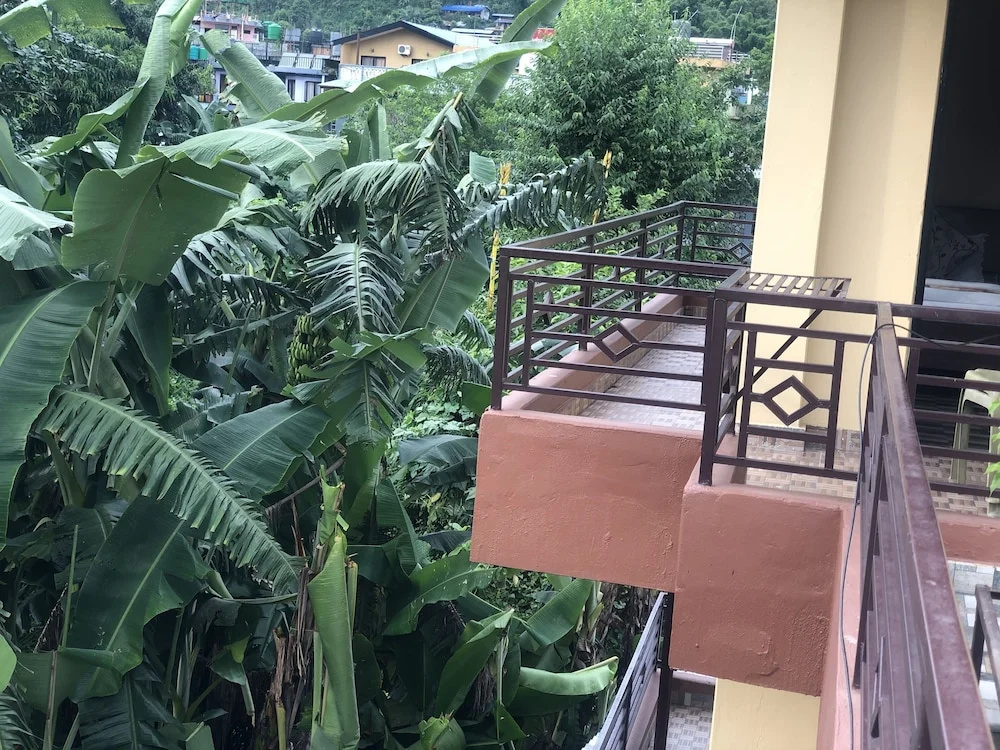 Deluxe Double room (full double bed)
