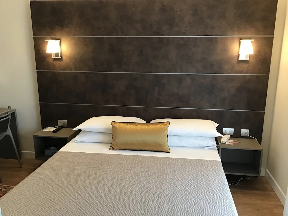 Hotel La Nuova Rotaia — 5