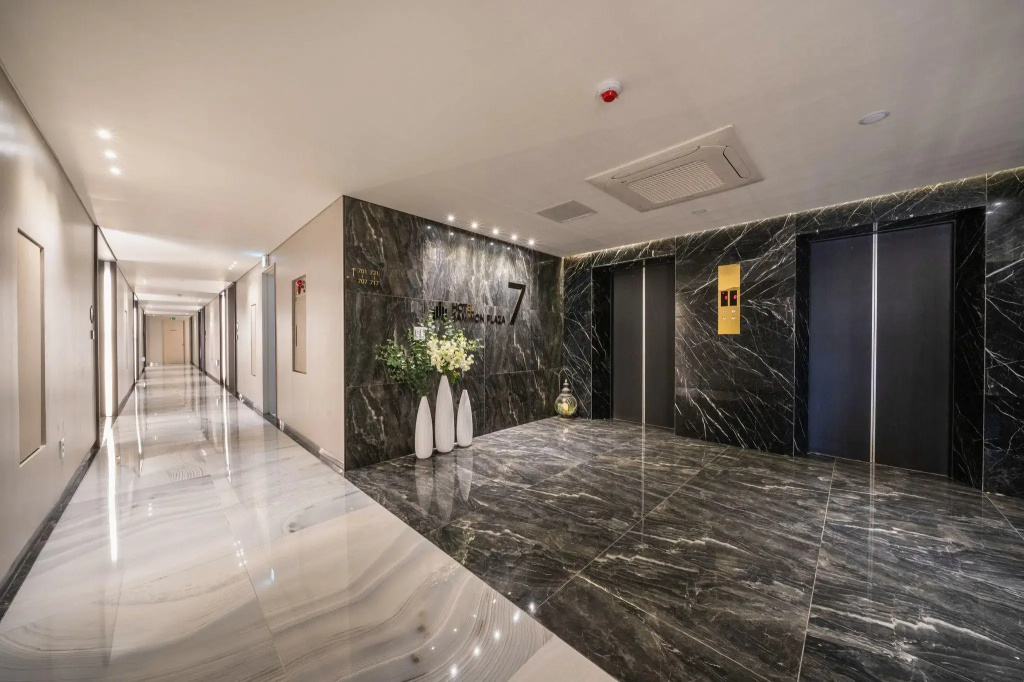 Hotel photo 12