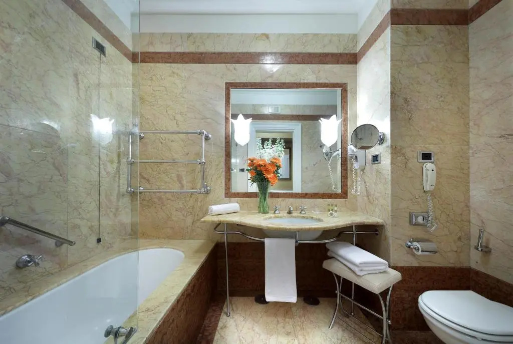 Eurostars Hotel Excelsior - Chambres