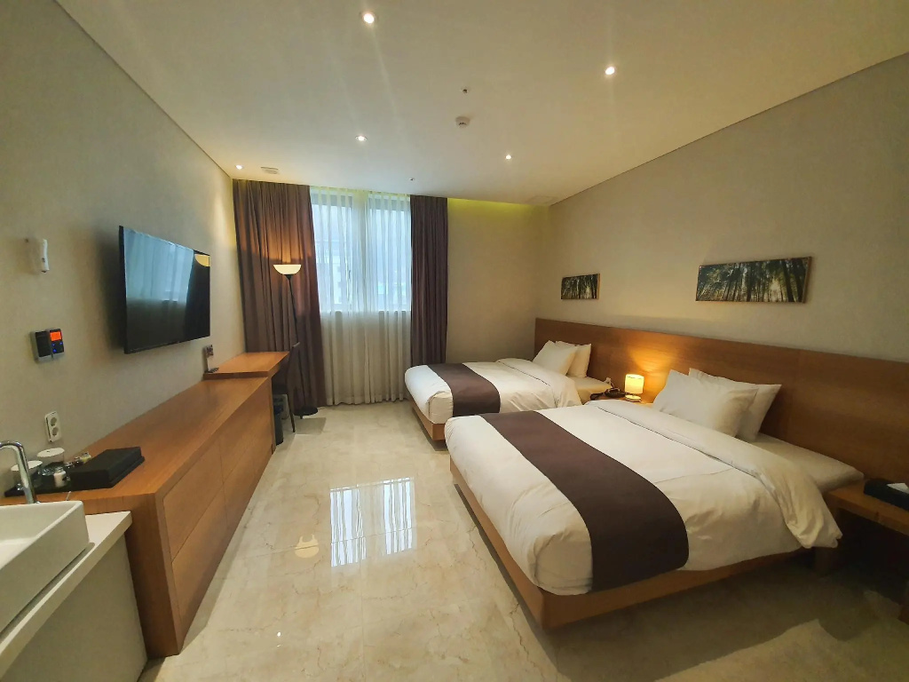 Standard Double room (twin beds)