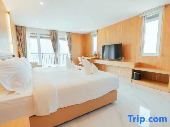 Premier Double Suite with river view (full double bed)