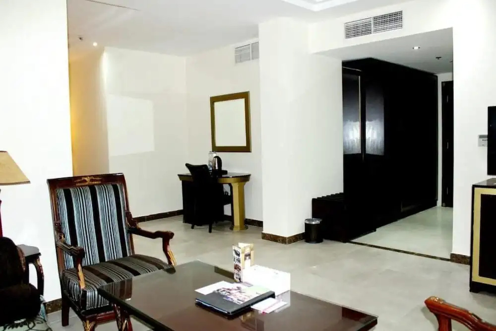 Tourist Hotel - Chambres
