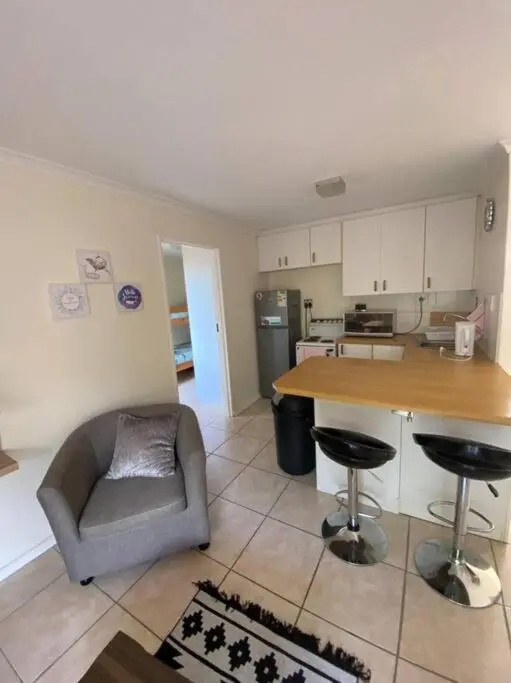 Lovely 2 bedroom unit