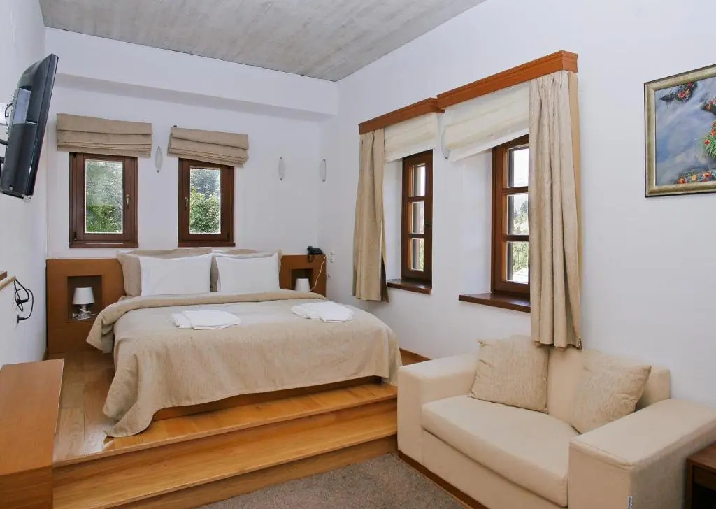 Kerasies Guesthouse - Chambres