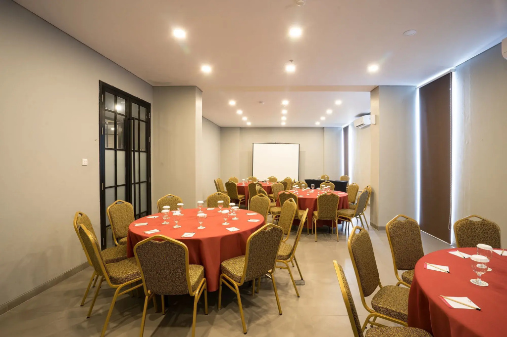 Hotel photo 12