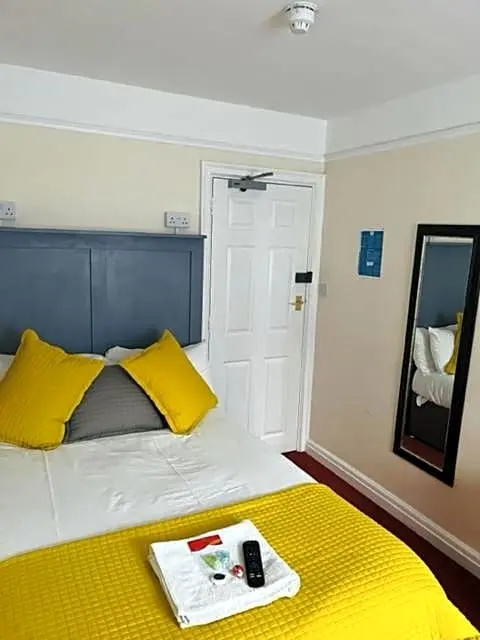 Crown & Cushion Hotel - Chambres