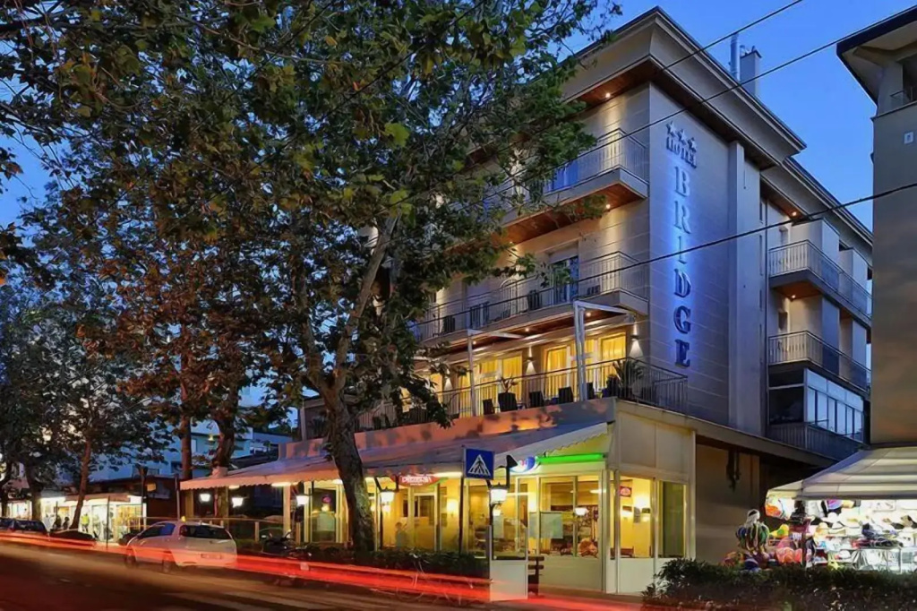 Hotel photo 18