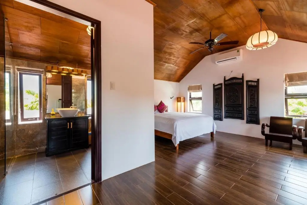 Economy room