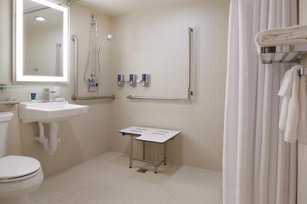 Four Points by Sheraton Windsor Downtown - Chambres