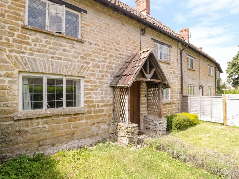 Shaston Cottage
