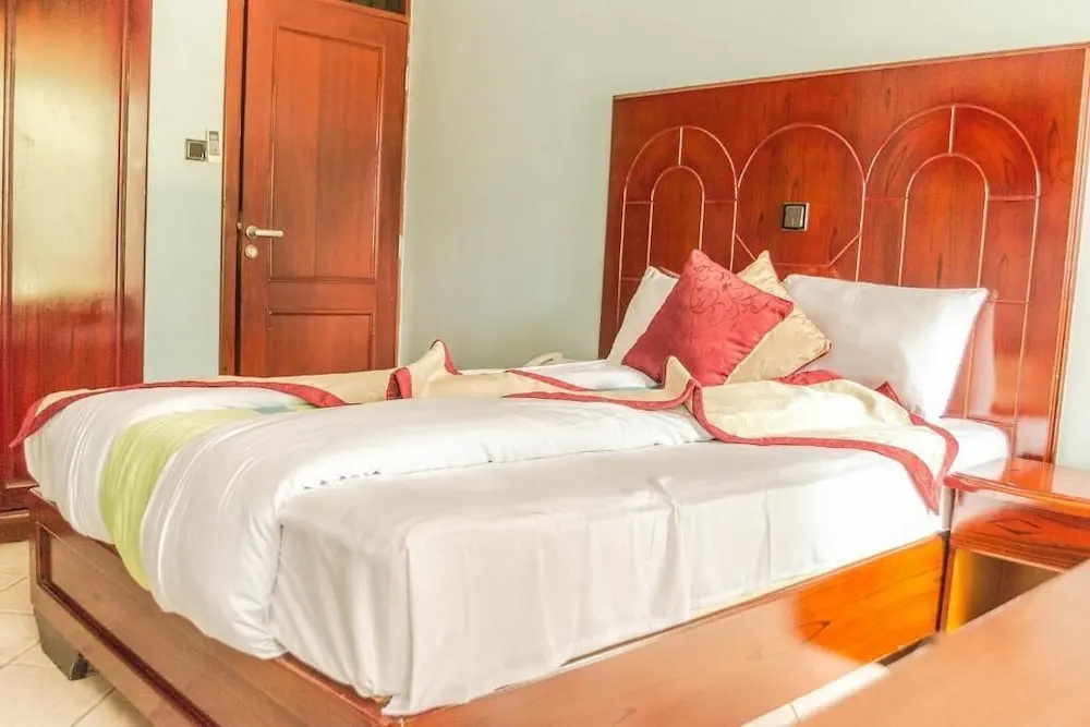 Economy room