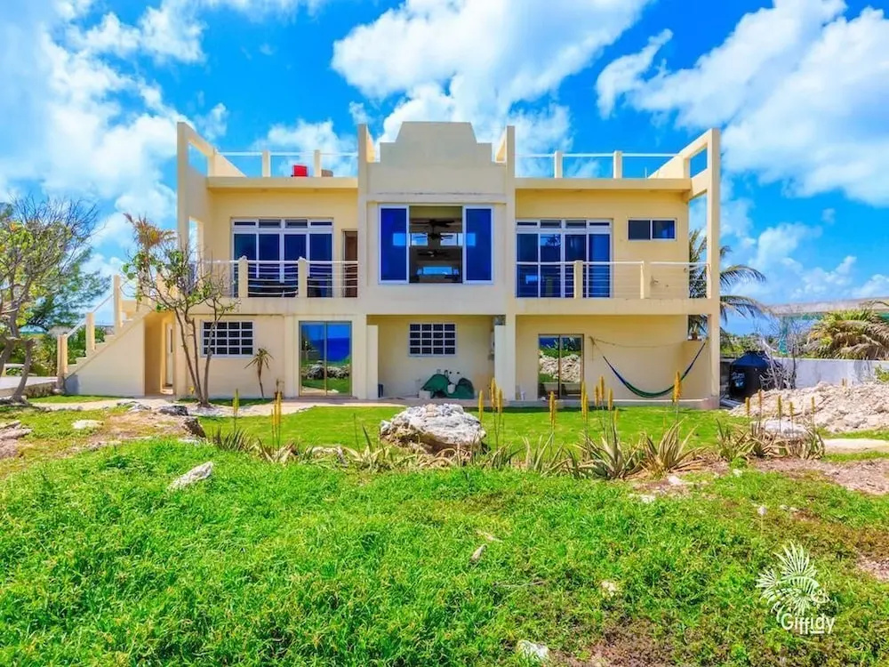 Casa Nueva Esperanza by Skyrun