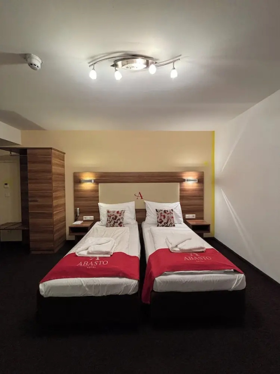 Standard Double Basement room (full double bed)