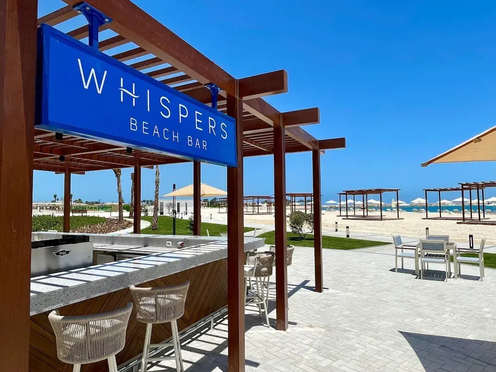 Beach & Waterfront