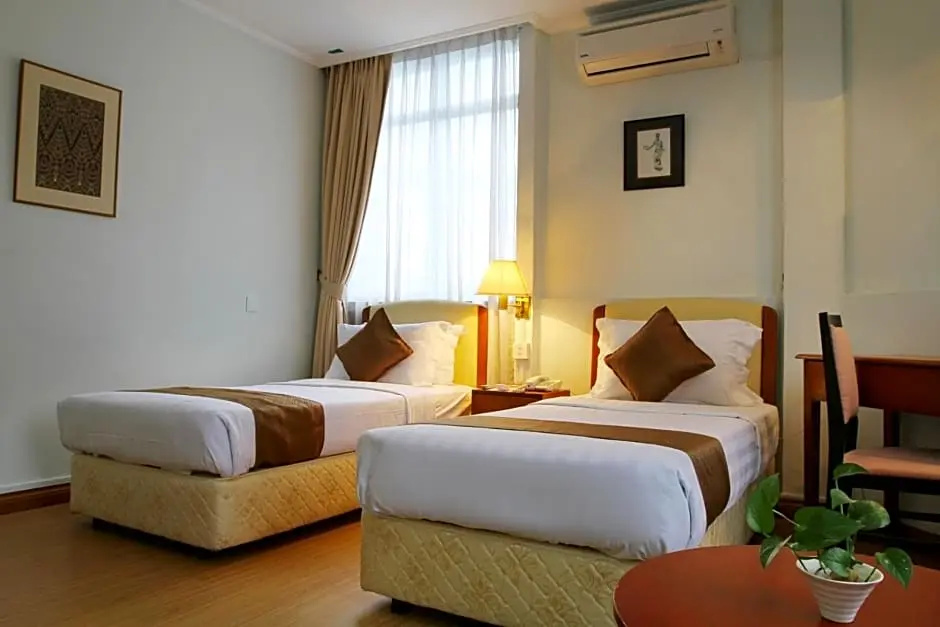 Telang Usan Hotel - Chambres