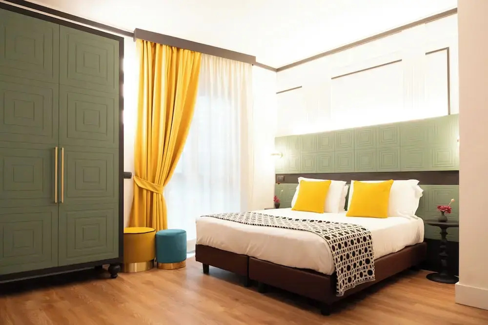 Double Junior Suite (full double bed)
