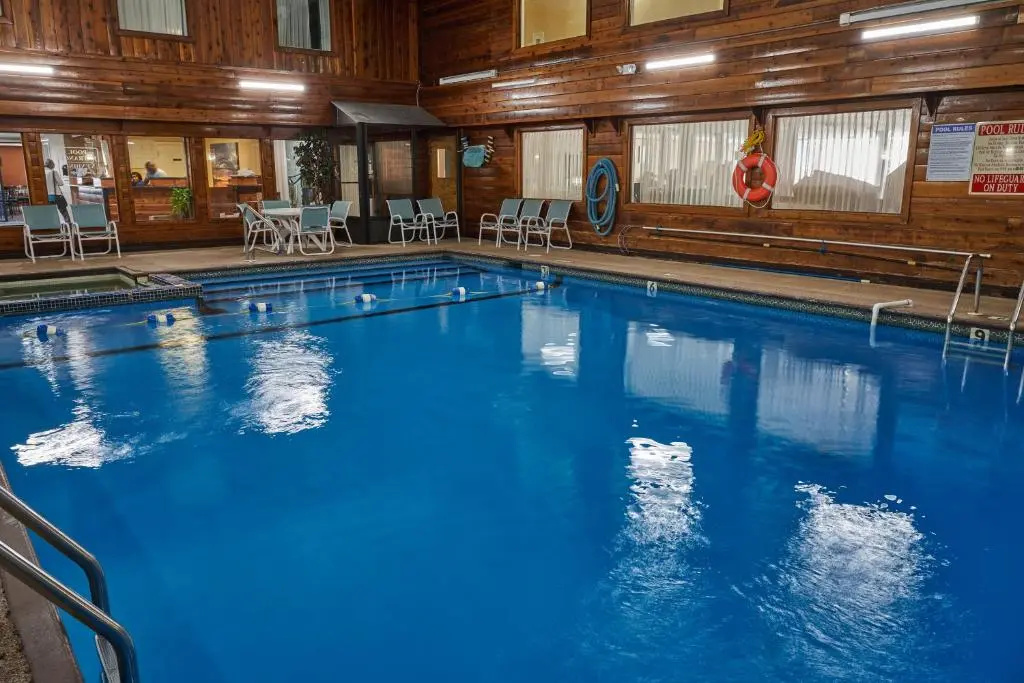 Ambassador Inn & Suites - Chambres