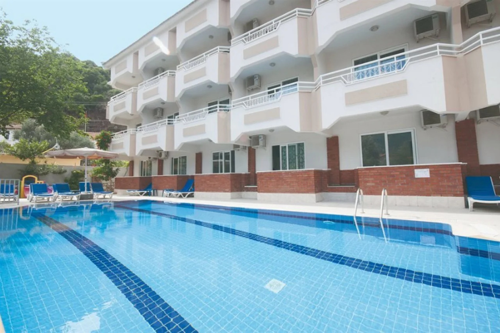 Hotel photo 12
