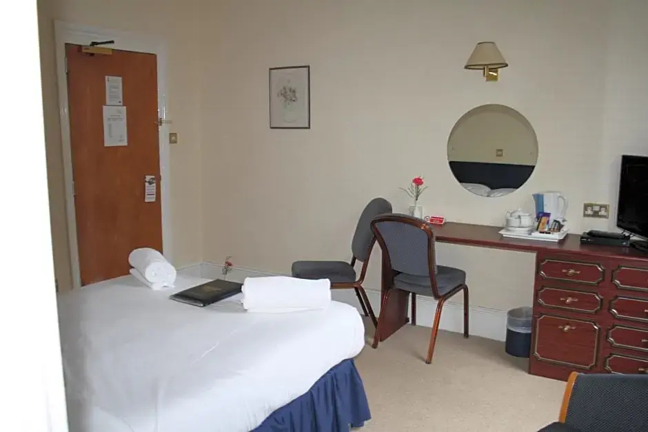 Uno Thames Hotel -Reopened Brand New Again -FREE PARKING - Chambres