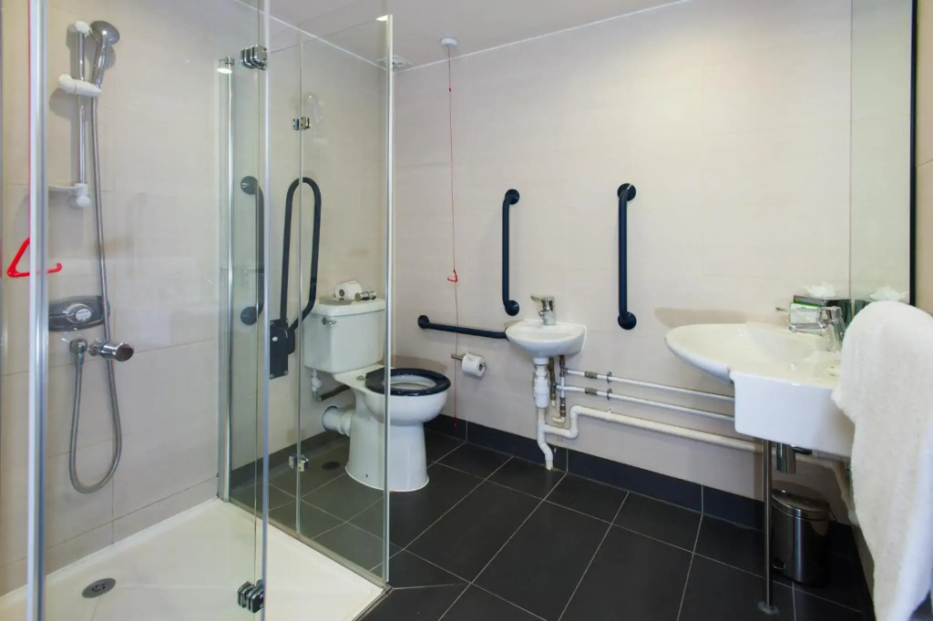 Holiday Inn Salisbury - Stonehenge by IHG - Général