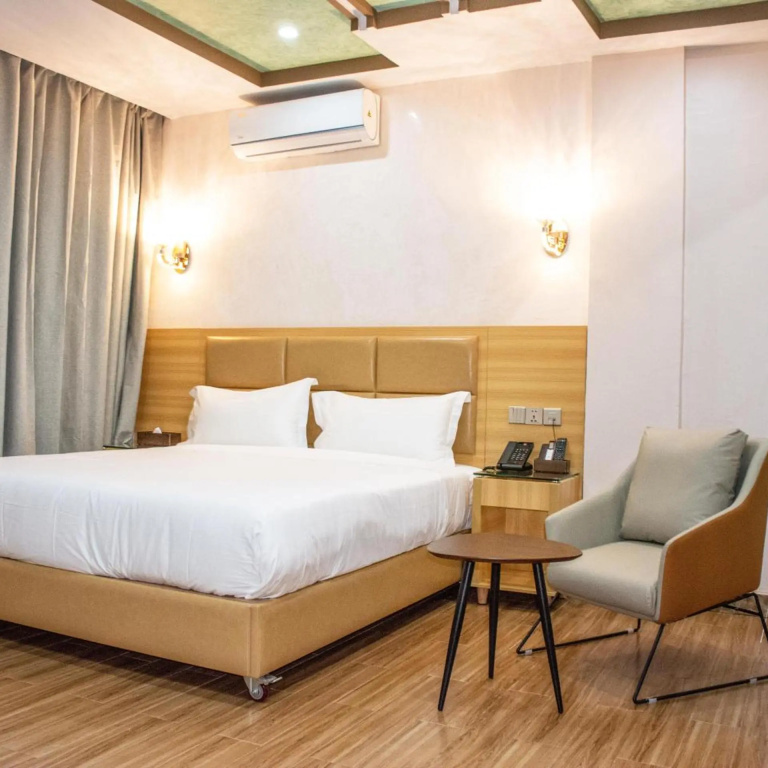 Sami Hotel — 4