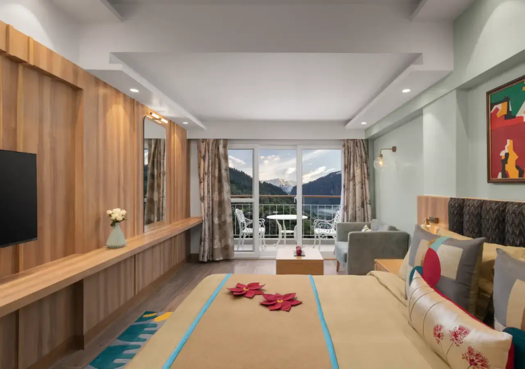 Premium room with balcony and with mountain view
