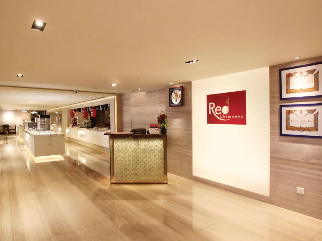 Lobby & Reception
