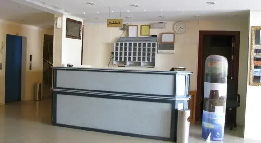 Al Narjes Suites