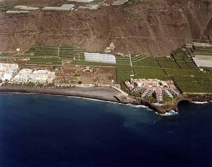 Piso Puerto Naos a 1 Minuto de la Playa