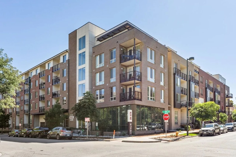Landing Apartments Denver near City Park