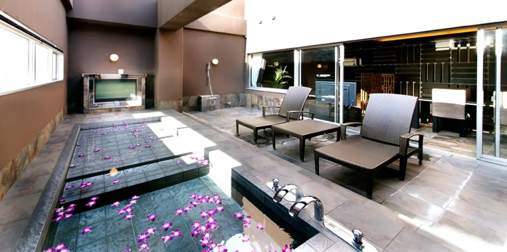 Hotel Lotus Toyonaka (Adult Only) - фото 2