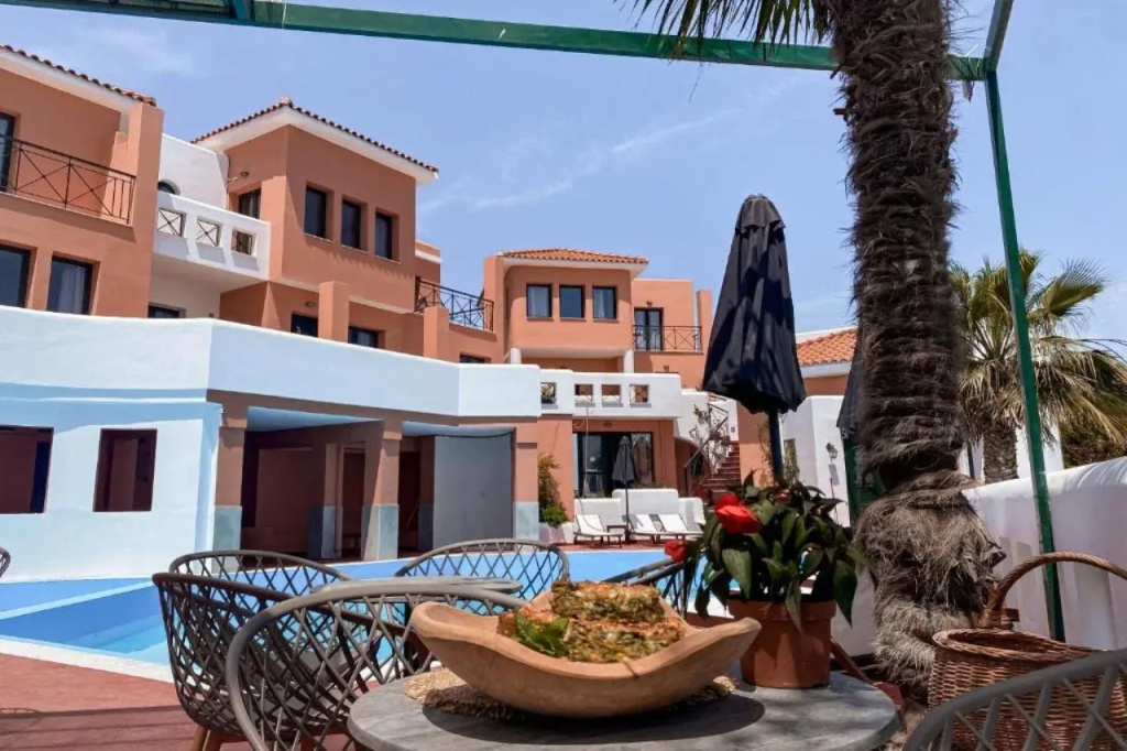Hotel photo 12