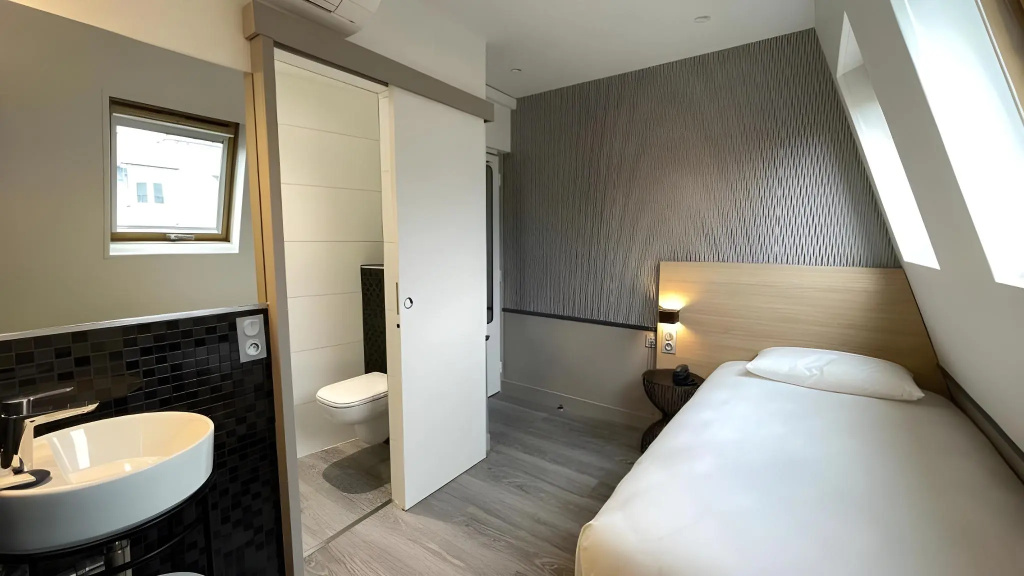 Hotel photo 30