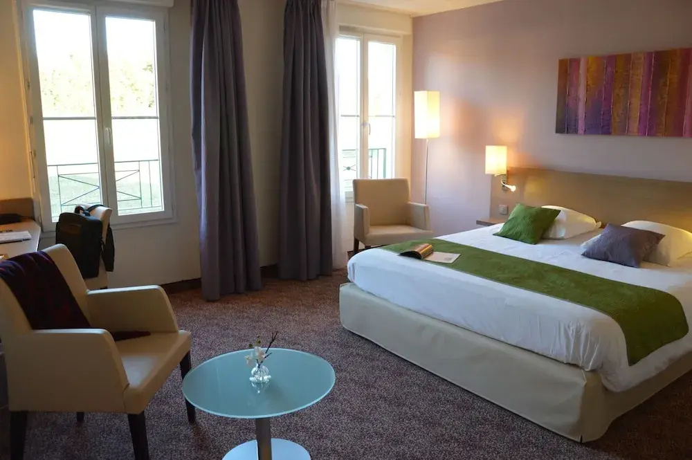 Brit Hotel Chateaudun - Chambres