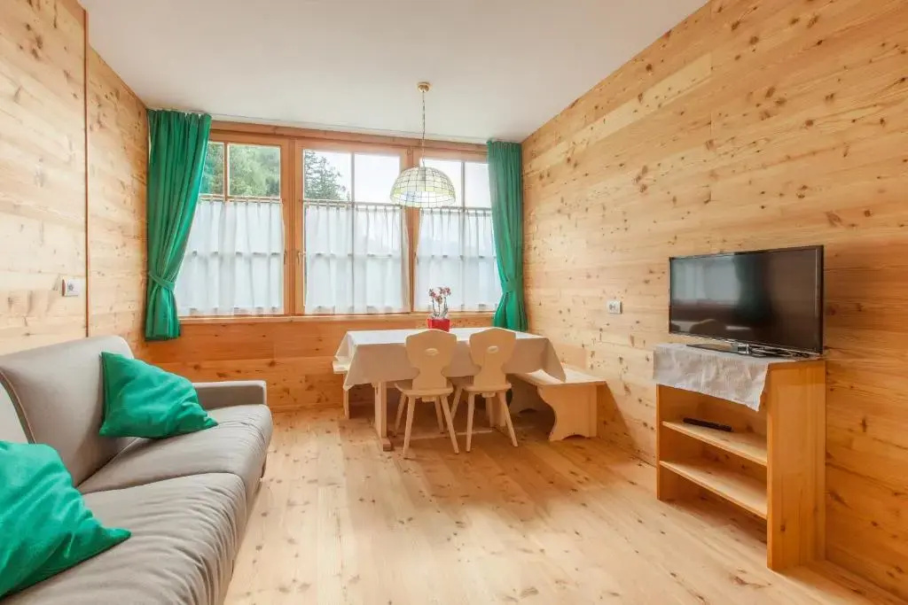 2 Bedrooms Apartment with balcony