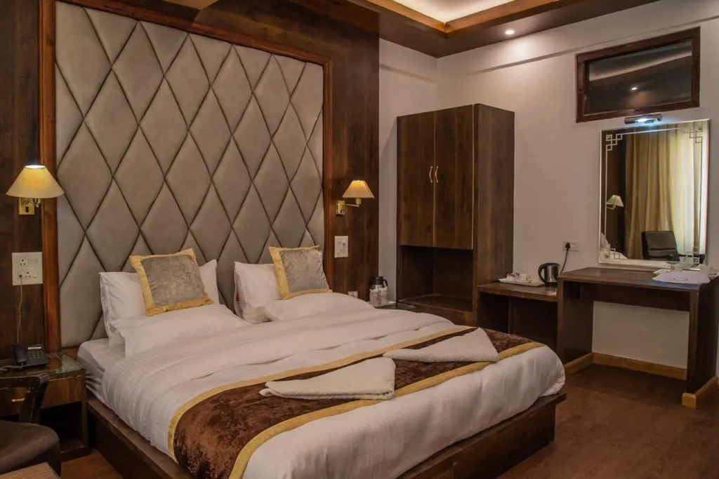 Zojila Residency - Chambres