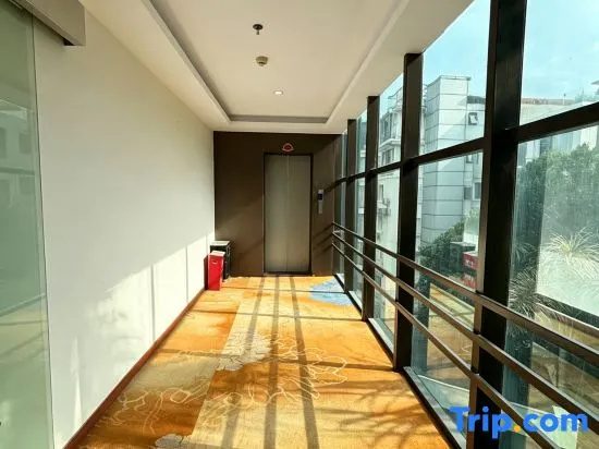 Xiamen Chain Island Seaside Hotel in Xiamen