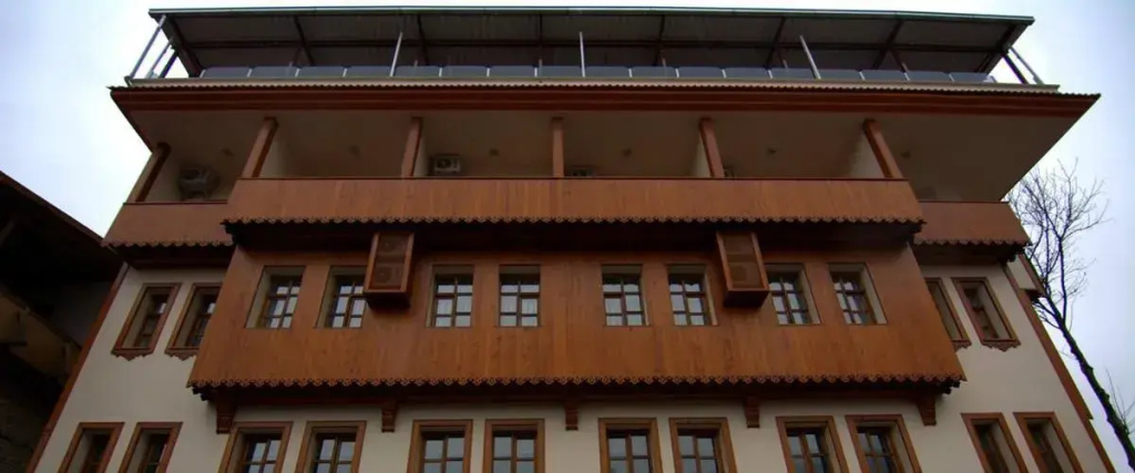 Otel Yeşil Eğin