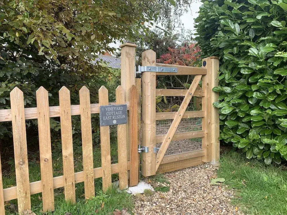 Come & Stay on a Real Norfolk Vineyard
