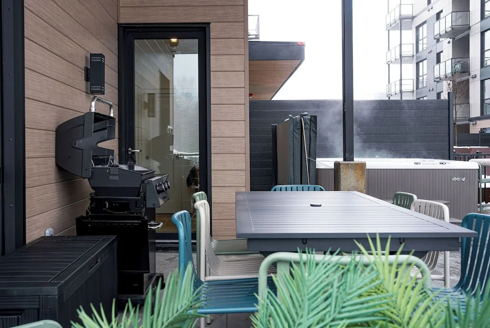 Revel and Rest by Revelstoke Vacations