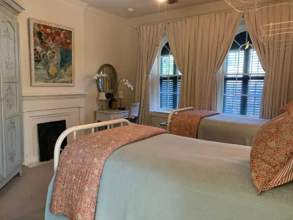 Standard Double room (twin beds)