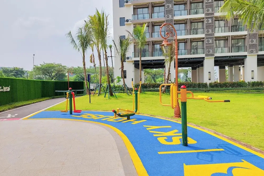 2Br Near Prasetiya Mulya University At Sky House Bsd Apartment